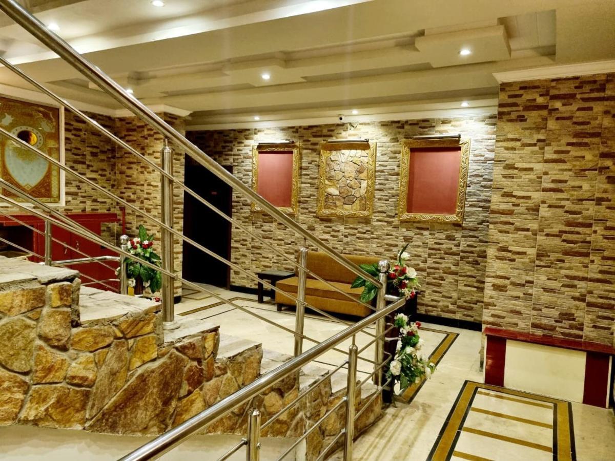 Triple One Hotel Abbottabad Buitenkant foto